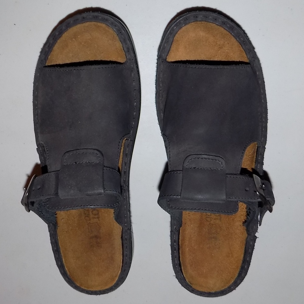 Naot soft black nubuck leather EU37/US6